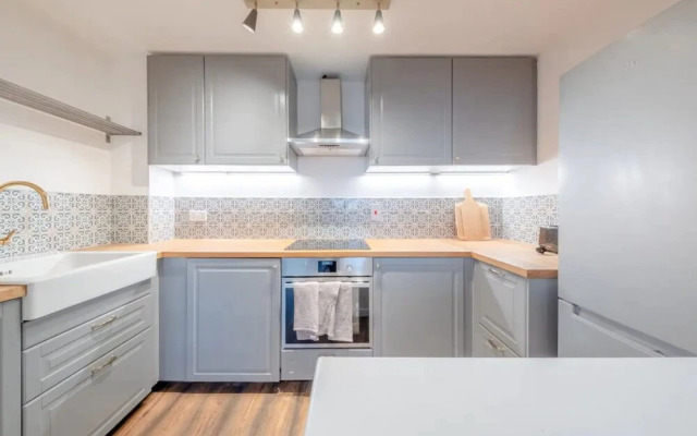 Charming 2 Bedroom in Hackney