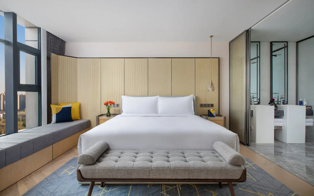 voco Xi'an Etdz by IHG