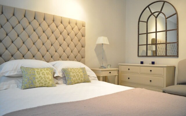 Stylish 1 Bedroom in the Heart of Chelsea