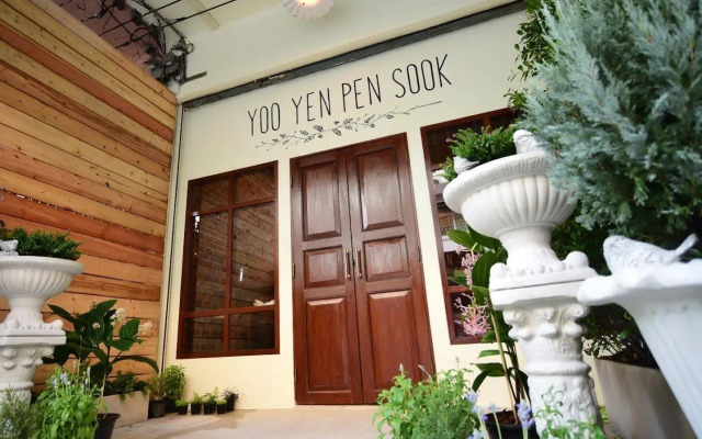 Yoo Yen Pen Sook Hostel