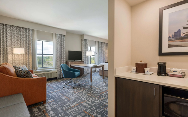 Hampton Inn & Suites West Des Moines/SW Mall Area