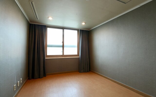 BENIKEA San&Bada Jumunjin Resort