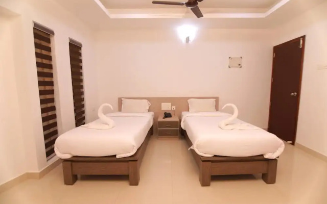 Chandra Inn