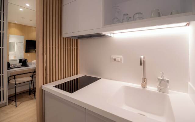 Contessa Bianca Luxury Suites