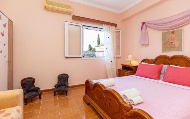 Dimitra House - Corfiot country side getaway