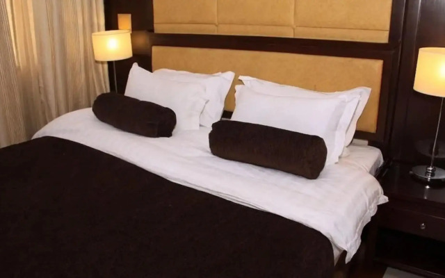 Owu Crown Hotel