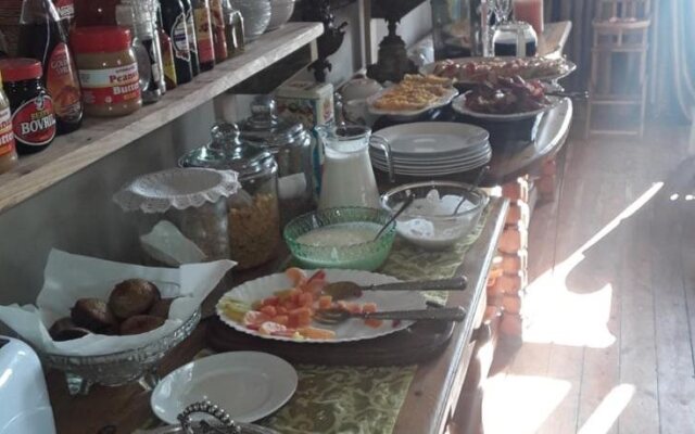 The Green Acorn Guest House