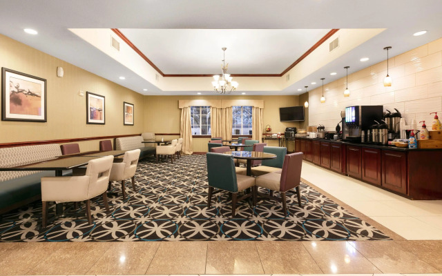 La Quinta Inn & Suites by Wyndham Lindale
