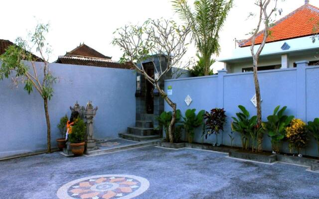 Kanda Villa