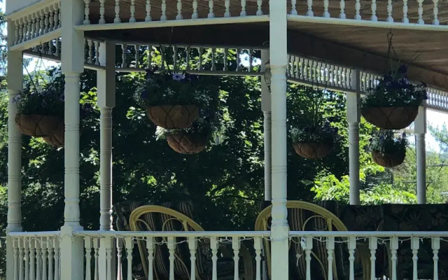 Antique Rose Inn Windham