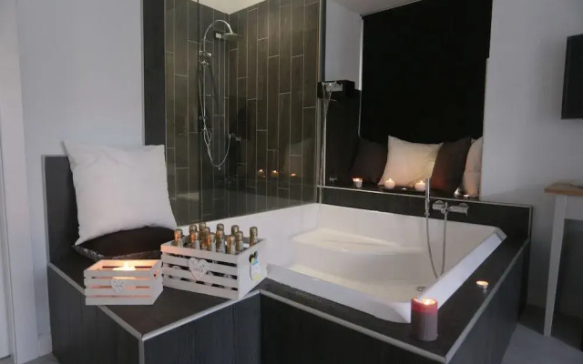 Esposito Plaza - Rooms & Suite