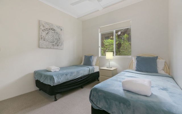 Charming Noosa Heads Apartment; Laguna Bay Views - Unit 6 Taralla 18 Edgar Bennett Avenue – Guest Rooms – Noosa Heads