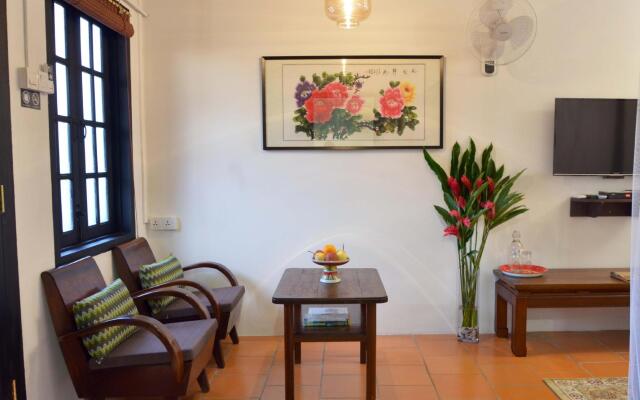 Noordin Street House