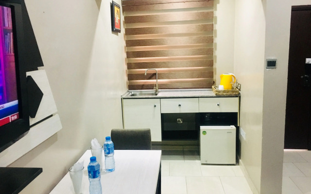 Home Gate Resort Limited