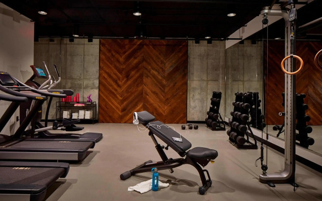 MOXY Minneapolis Uptown