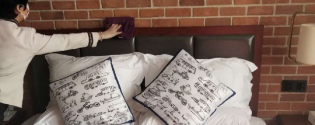 Youna Hotel (T10 Tanshili Yuhuai Subway Station)