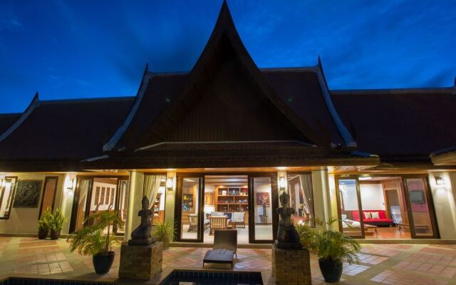Sirinthara Villa 4 bed pool Nai Harn