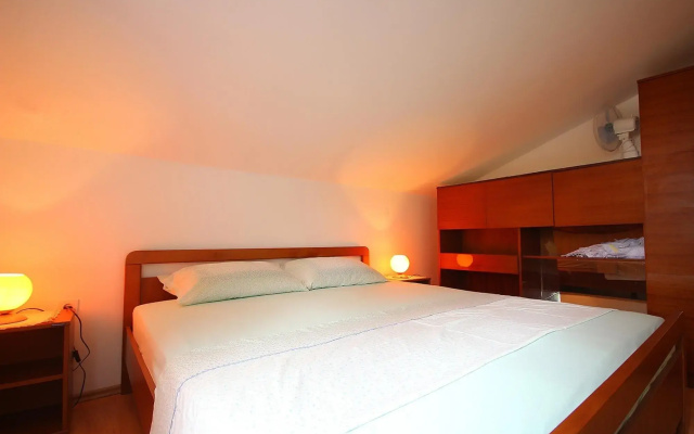 Ornelia - 70 m from beach - A1 veliki(4+2)