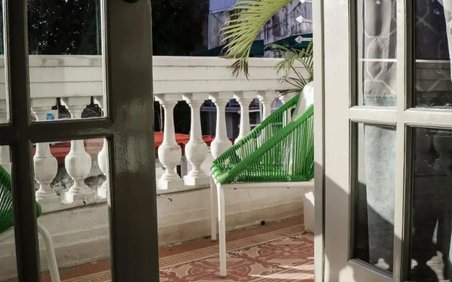 AmazINN Places Rooftop and Jacuzzi I