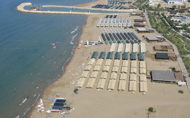 Port Side Resort