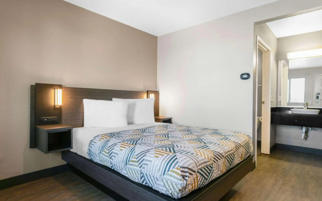 Motel 6 Merced, CA - North