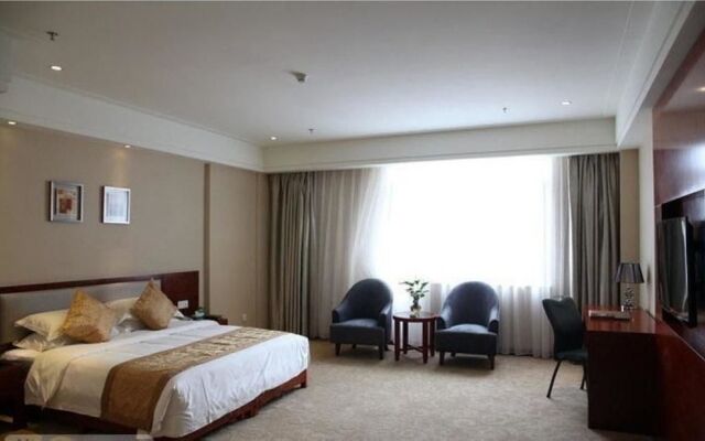 Jinhu Hotel