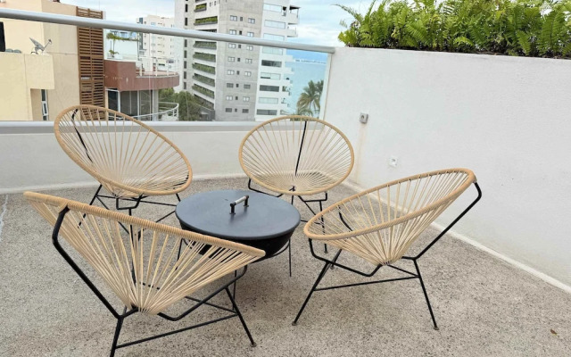 Amoara 301 Bohemian Rooftop