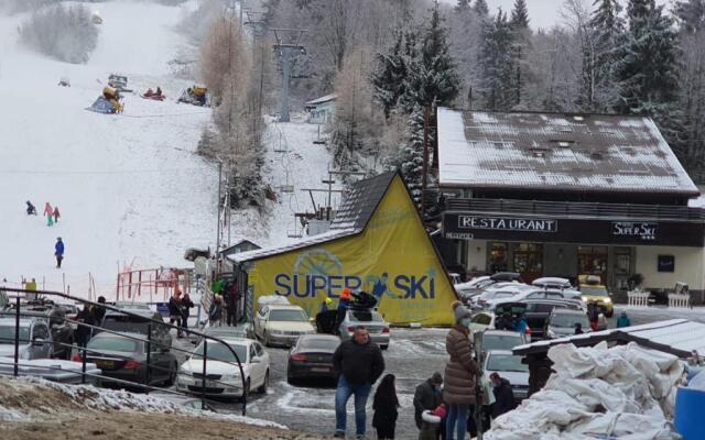 8 Residence Apartament