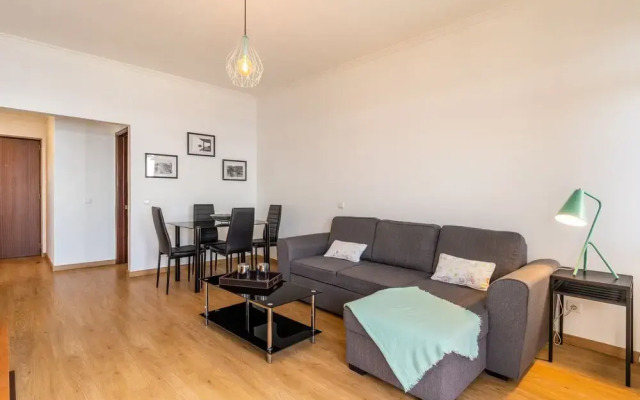 Monumental Apartment