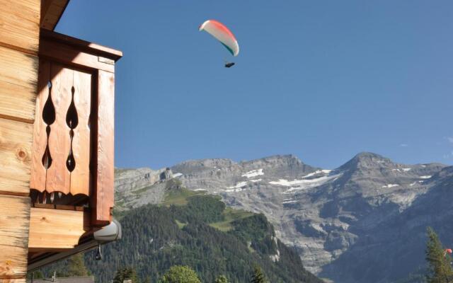 Chalet Edelweiss Stunning Glacier View