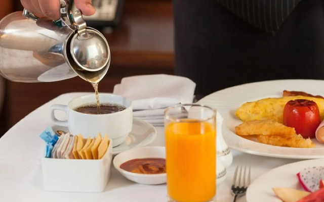 Rembrandt Hotel & Residences