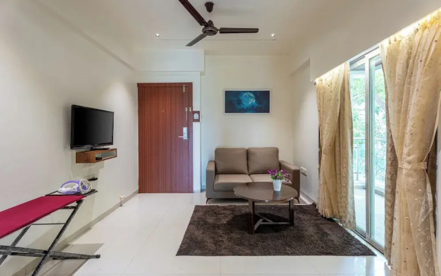 StayBird - Azure Suites Business Hotel