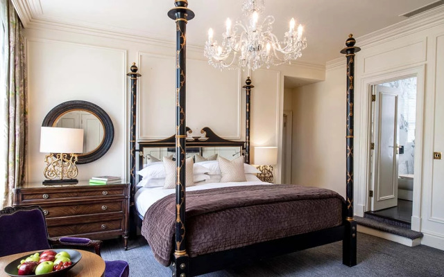 The Kensington Hotel