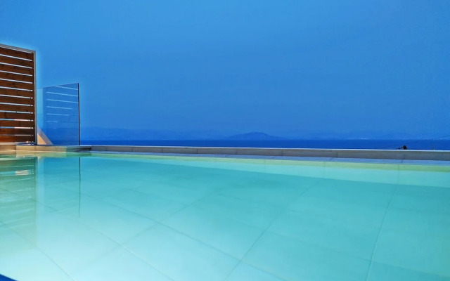 Sea & Cliff Luxury Suites byCorfuescapes