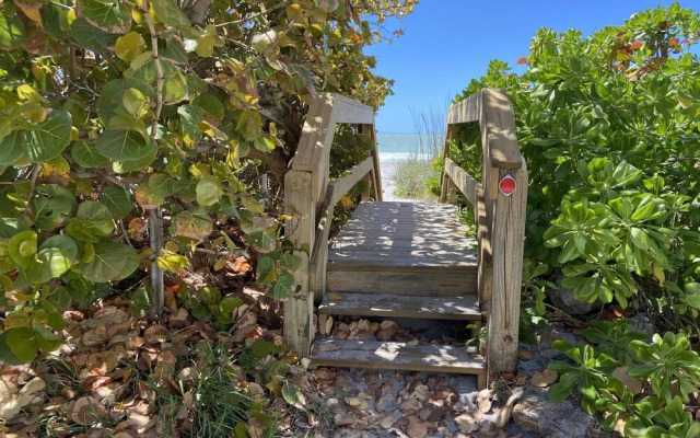Slice of Paradise in Manasota Key