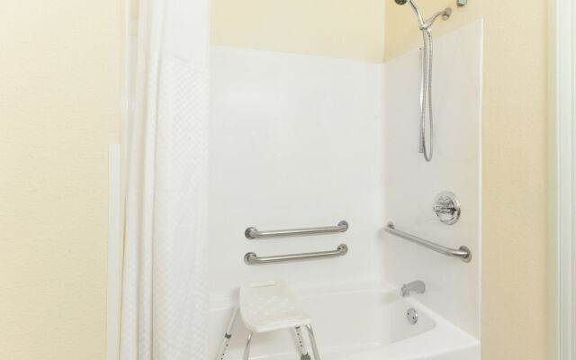 Super 8 Big Rapids MI