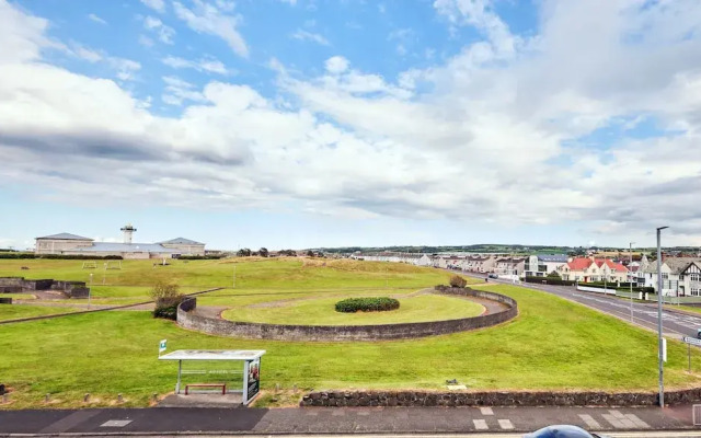 Portrush by the Sea - West Beach