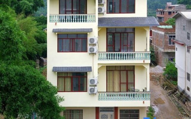 Yangshuo Yuanyuan Hotel (20 yuan Xianggongshan Scenic Area)