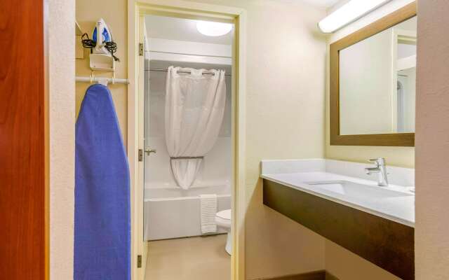 Quality Inn & Suites Olde Town