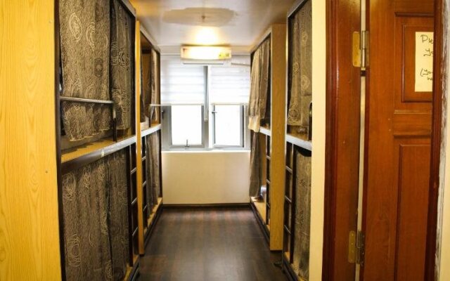 Summer Place Hotel - Hostel