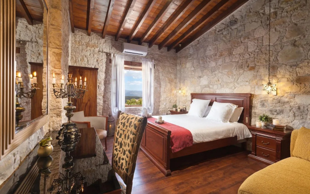 Oinoessa Traditional Boutique Houses
