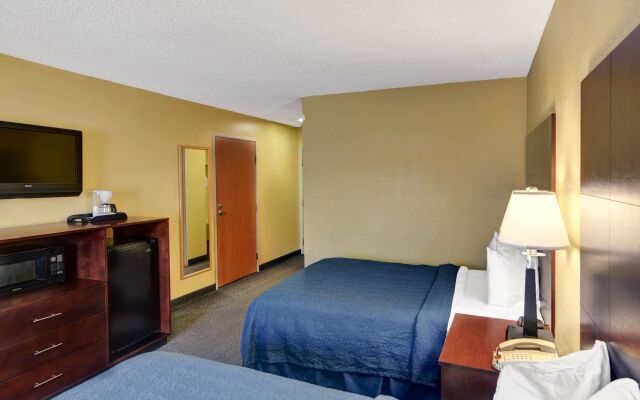 Quality Inn & Suites Grand Prairie South