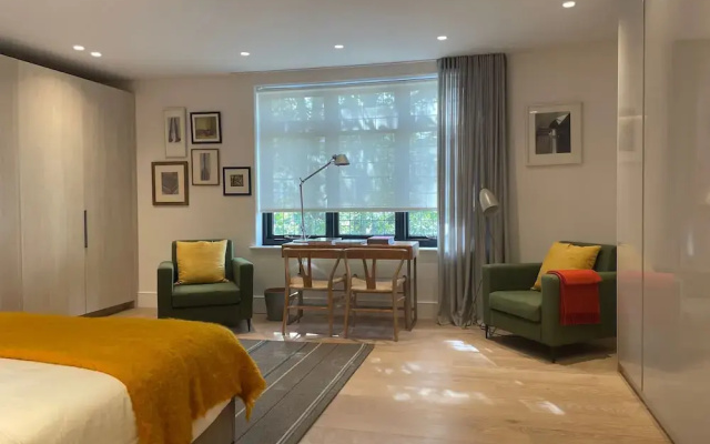 Luxury Suite in Cadogan Square III
