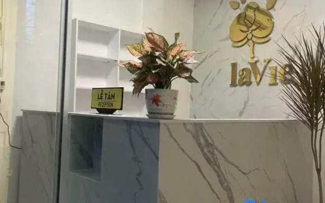 Motel Mys Dung as  Motel Lavie