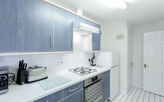 Roomspace Apartments -Sabin Gates