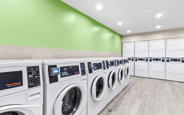 Woodspring Suites South Houston Hobby