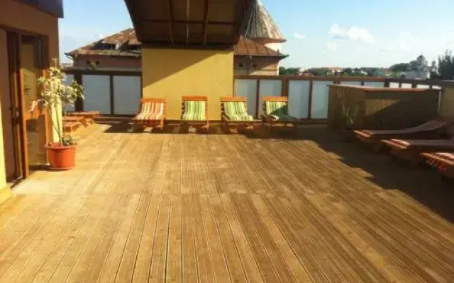Rosiem House