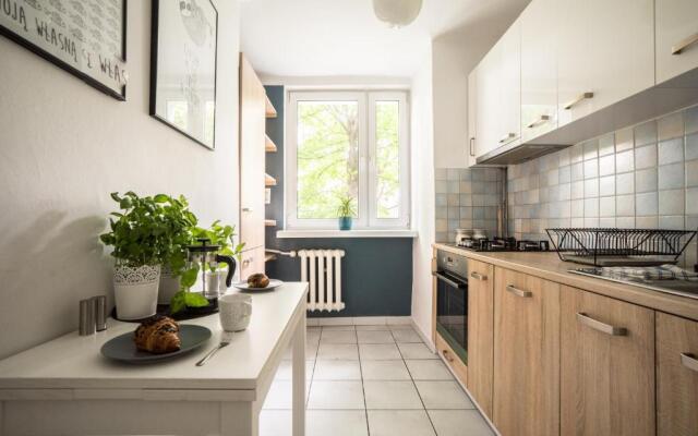 oompH Warsaw Central Deluxe Apartment