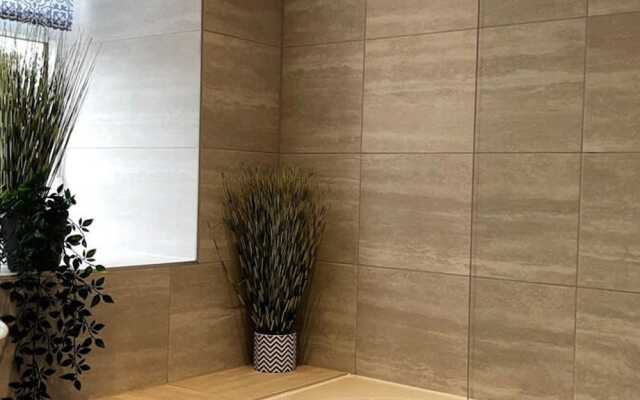 Penthouse On The Rows - Cathedral Views