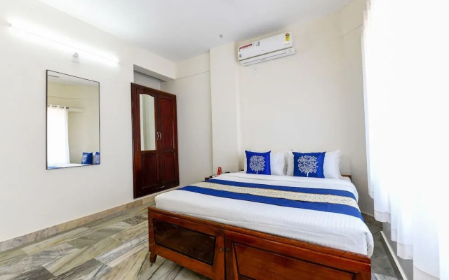 OYO 11328 Hotel Chandrika Residency